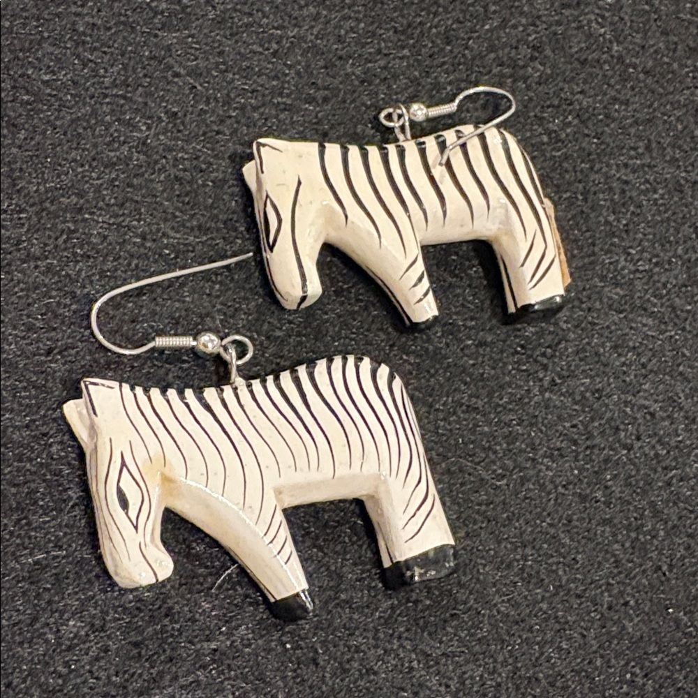 Hand Painted Wood Zebra Earrings Pierced New Blk/ White Light